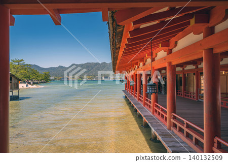 嚴島神社西走廊的風景 嚴島神社西走廊的風景 140132509