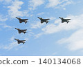 日本航空自衛隊F-4EJ改型「鬼怪II」戰鬥機的編隊飛行 140134068