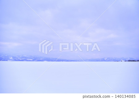 北海道的雪原 140134085