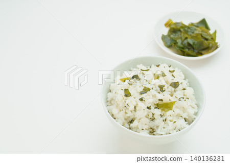 裙帶菜米和裙帶菜 140136281