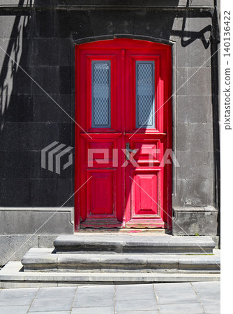 Red double doors with frosted glass Red double doors with frosted glass 140136422