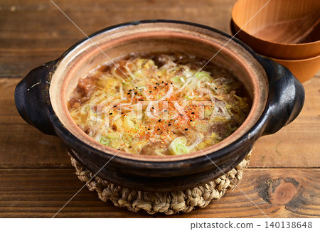 Beef bowl with egg topping Beef bowl with egg topping 140138648
