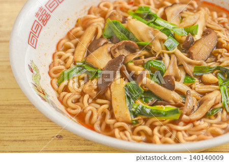 Spicy Mushroom Miso Ramen Spicy Mushroom Miso Ramen 140140009
