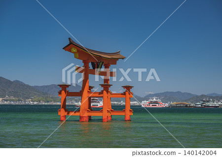 Itsukushima Shrine Otorii Itsukushima Shrine Otorii 140142004