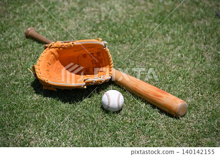Baseball bat and glove Baseball bat and glove 140142155