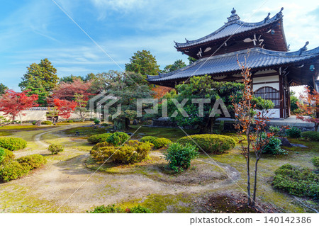Rokuoin Temple in Autumn: Shariden Hall Rokuoin Temple in Autumn: Shariden Hall 140142386