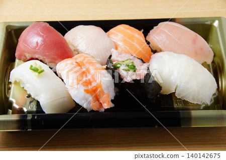 Sushi lunch box Sushi lunch box 140142675