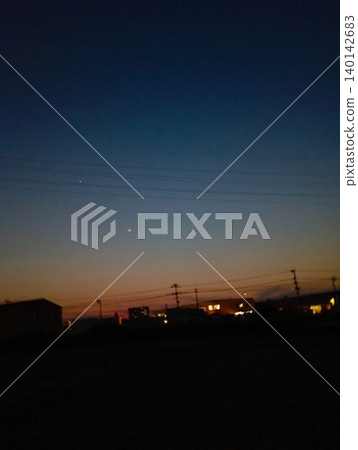 太陽升起了 太陽升起了 140142683