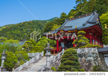 [Minobu-san] Goshinkotsudo Haiden [Kuonji Temple] 140142872