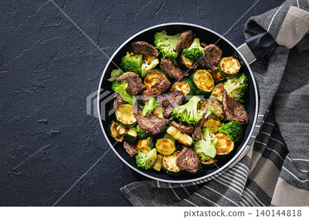 Low Carb Beef And Vegetable Stir Fry Low Carb Beef And Vegetable Stir Fry 140144818