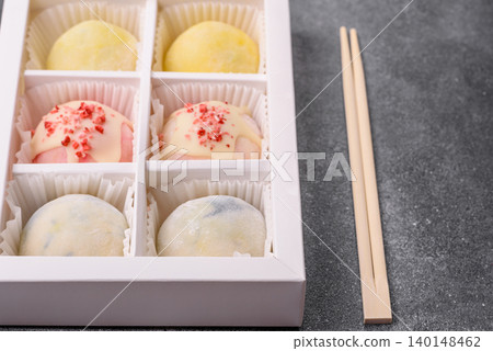 Japanese sweet frozen mochi with rice dough, fruit, and chocolate filling. Japanese mochi 140148462