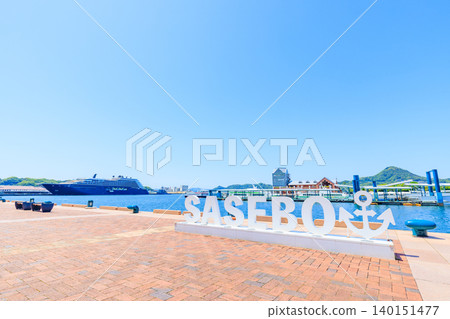 Sasebo Port in early summer, Sasebo City, Nagasaki Prefecture 140151477