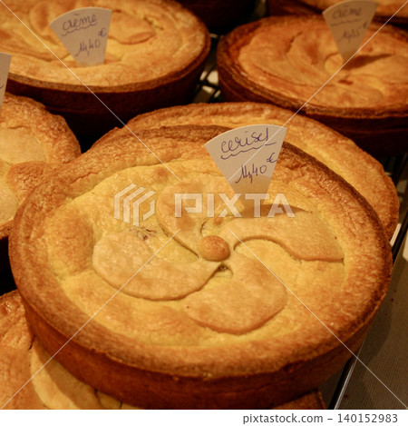 Gateau Basque 140152983