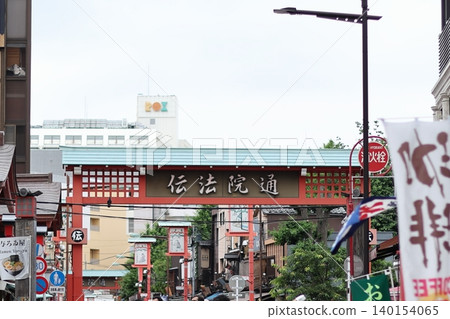 讓我們前往淺草的熱門景點－傳寶印大街吧！ 140154065