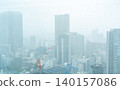 暴雨中的市中心景象 140157086