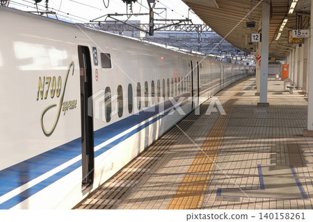 東海道新幹線 N700S 系列(米原站) 東海道新幹線 N700S 系列(米原站) 140158261