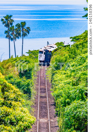 Ibusuki-Makurazaki Line: The Ibusuki Treasure Box that crosses Kinko Bay Ibusuki-Makurazaki Line: The Ibusuki Treasure Box that crosses Kinko Bay 140158396