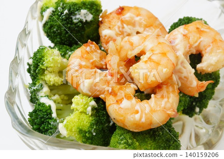 Shrimp and broccoli salad with mayonnaise Shrimp and broccoli salad with mayonnaise 140159206