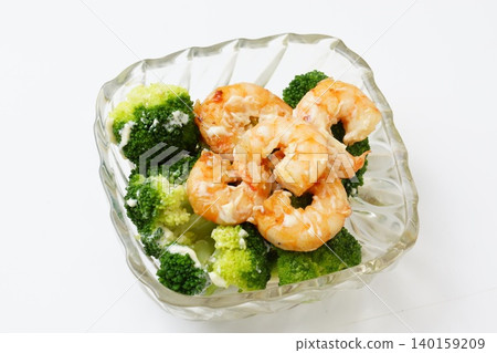 Shrimp and broccoli salad with mayonnaise Shrimp and broccoli salad with mayonnaise 140159209