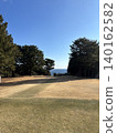 A prestigious golf course overlooking the beautiful sea of Izu, Shizuoka Prefecture, and a breathtaking view bathed in dazzling sunlight. 140162582