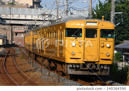 廣島地區:山陽本線115系列車(下關車輛段:N字形編組) 廣島地區:山陽本線115系列車(下關車輛段:N字形編組) 140164390