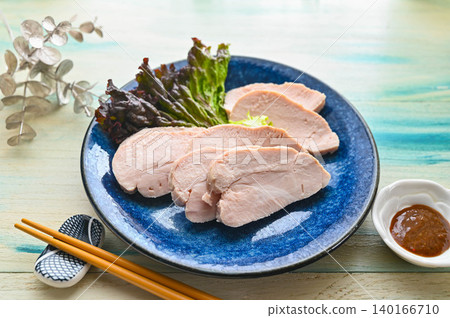 High-protein, healthy pork leg cooked at a low temperature. High-protein, healthy pork leg cooked at a low temperature. 140166710