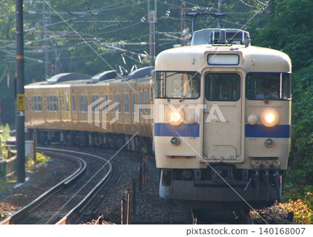 廣島地區:山陽本線113系列車(下關車輛段:C型編組) 廣島地區:山陽本線113系列車(下關車輛段:C型編組) 140168007