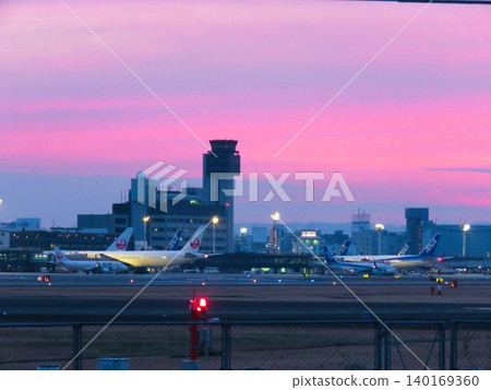 Airport Story 20260604070 Airport Story 20260604070 140169360