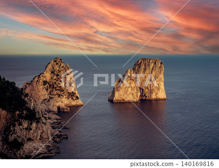 Faraglioni islands in Capri, italy Faraglioni islands in Capri, italy 140169816