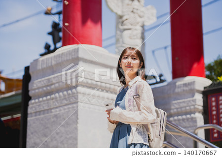 婦女享受觀光 婦女享受觀光 140170667