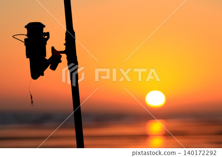 fishermen, beach, ocean 140172292