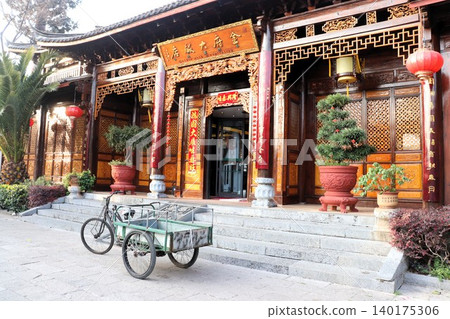 World Heritage Site: Lijiang Townscape, Historic Buildings, Yunnan Province, China, Asia World Heritage Site: Lijiang Townscape, Historic Buildings, Yunnan Province, China, Asia 140175306