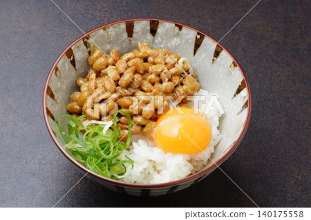 納豆蛋蓋飯 納豆蛋蓋飯 140175558