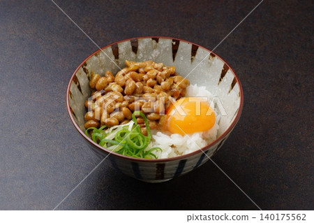 納豆蛋蓋飯 納豆蛋蓋飯 140175562