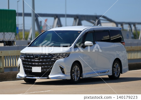白色豪華小貨車圖像 白色豪華小貨車圖像 140179223