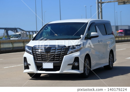 白色豪華小貨車圖像 白色豪華小貨車圖像 140179224
