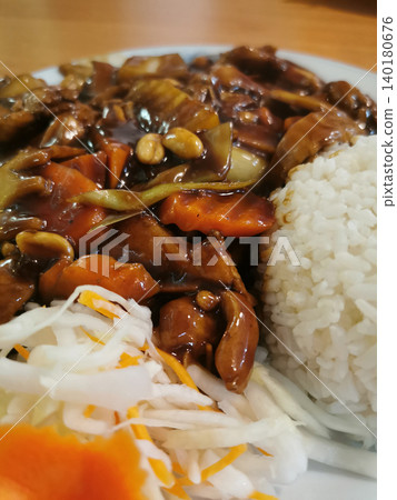 kung pao meat 140180676