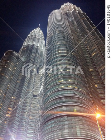 Twin Towers shining at night Twin Towers shining at night 140181649