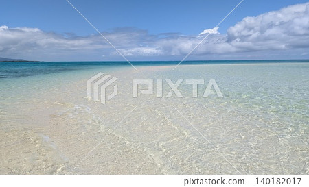 The white sandy beaches and blue sea of a mythical island The white sandy beaches and blue sea of a mythical island 140182017