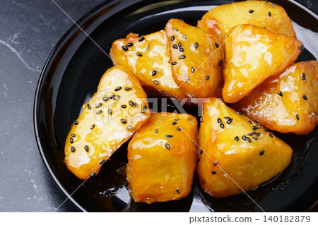 Sweet university sweet potato Sweet university sweet potato 140182879