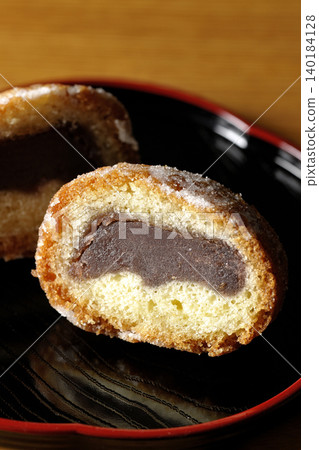 Bean paste donut Bean paste donut 140184128