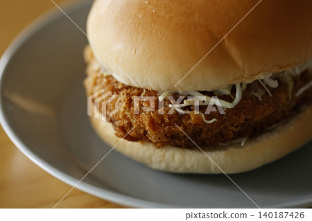 Menthikk burger Menthikk burger 140187426
