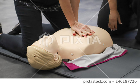 BLSD Defibrillator use course. first aid course - company safety - cardiac massage - Basic Life Support BLSD Defibrillator use course. first aid course - company safety - cardiac massage - Basic Life Support 140187720