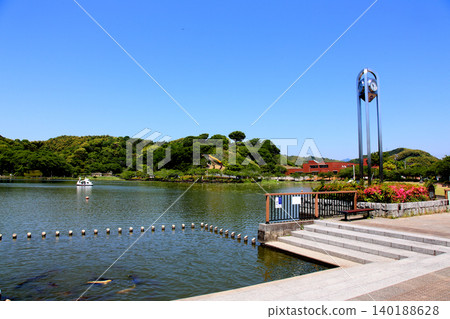 Rengeji Pond Park, Rengeji Pond, Fujieda City, Shizuoka Prefecture, Tokai Region, A paradise of flowers, water, birds, and smiles, Lotus, Rengejiike Rengeji Pond Park, Rengeji Pond, Fujieda City, Shizuoka Prefecture, Tokai Region, A paradise of flowers, water, birds, and smiles, Lotus, Rengejiike 140188628