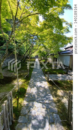 京都府:通往一休寺的路 京都府:通往一休寺的路 140189164