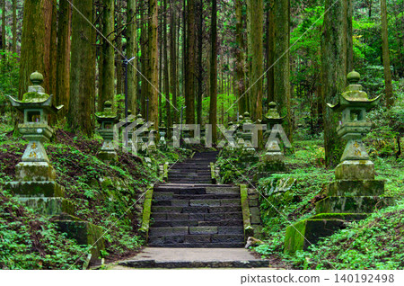 阿蘇市上敷見熊野神社的景色十分美麗 140192498