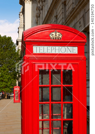 London old red Telephone box London old red Telephone box 140194750