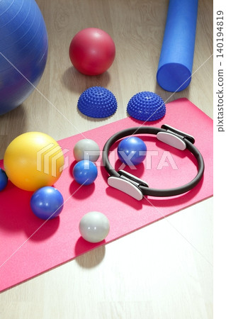 balls pilates toning stability ring roller yoga mat balls pilates toning stability ring roller yoga mat 140194819