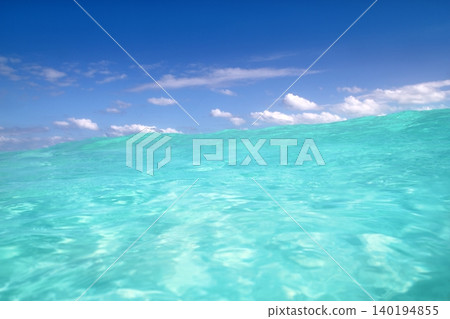 blue caribbean sea water wave horizon 140194855