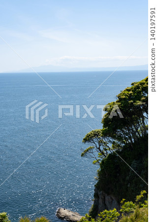 從江之島的山丘上眺望大海 140197591